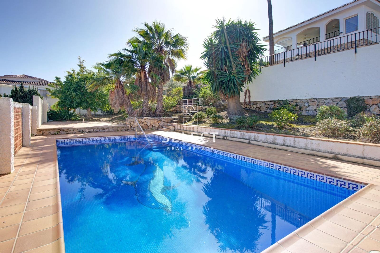 5 soverom Villa til salgs i La Herradura med svømmebasseng garasje - € 995 000 (Ref: 9666520)