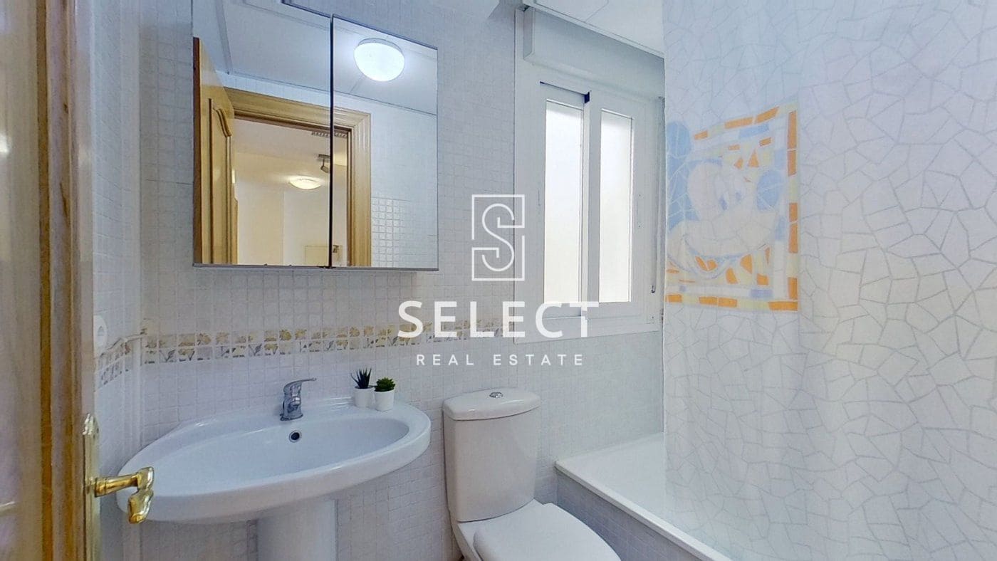 3 bedroom Apartment for sale in La Herradura with pool garage - € 380,000 (Ref: 9666521)