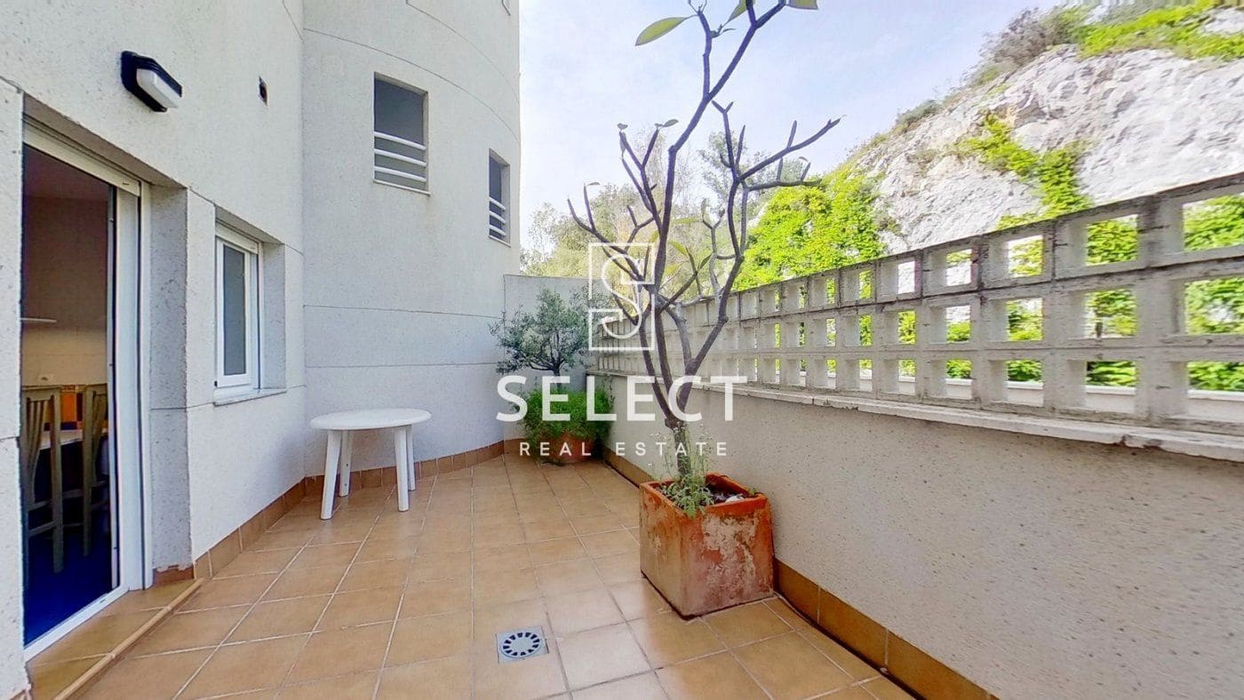 3 bedroom Apartment for sale in La Herradura with pool garage - € 380,000 (Ref: 9666521)