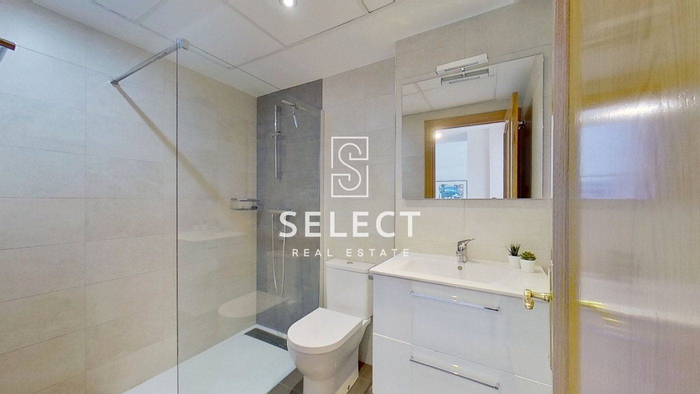 3 bedroom Apartment for sale in La Herradura with pool garage - € 380,000 (Ref: 9666521)