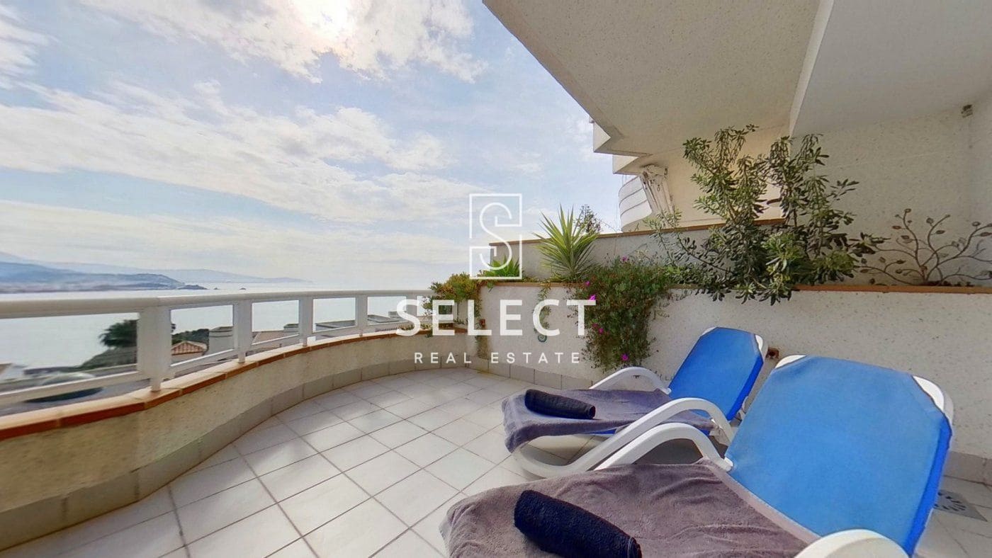 3 bedroom Apartment for sale in La Herradura with pool garage - € 380,000 (Ref: 9666521)