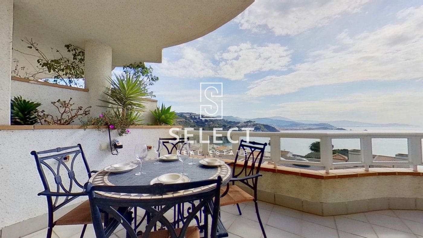 3 bedroom Apartment for sale in La Herradura with pool garage - € 380,000 (Ref: 9666521)