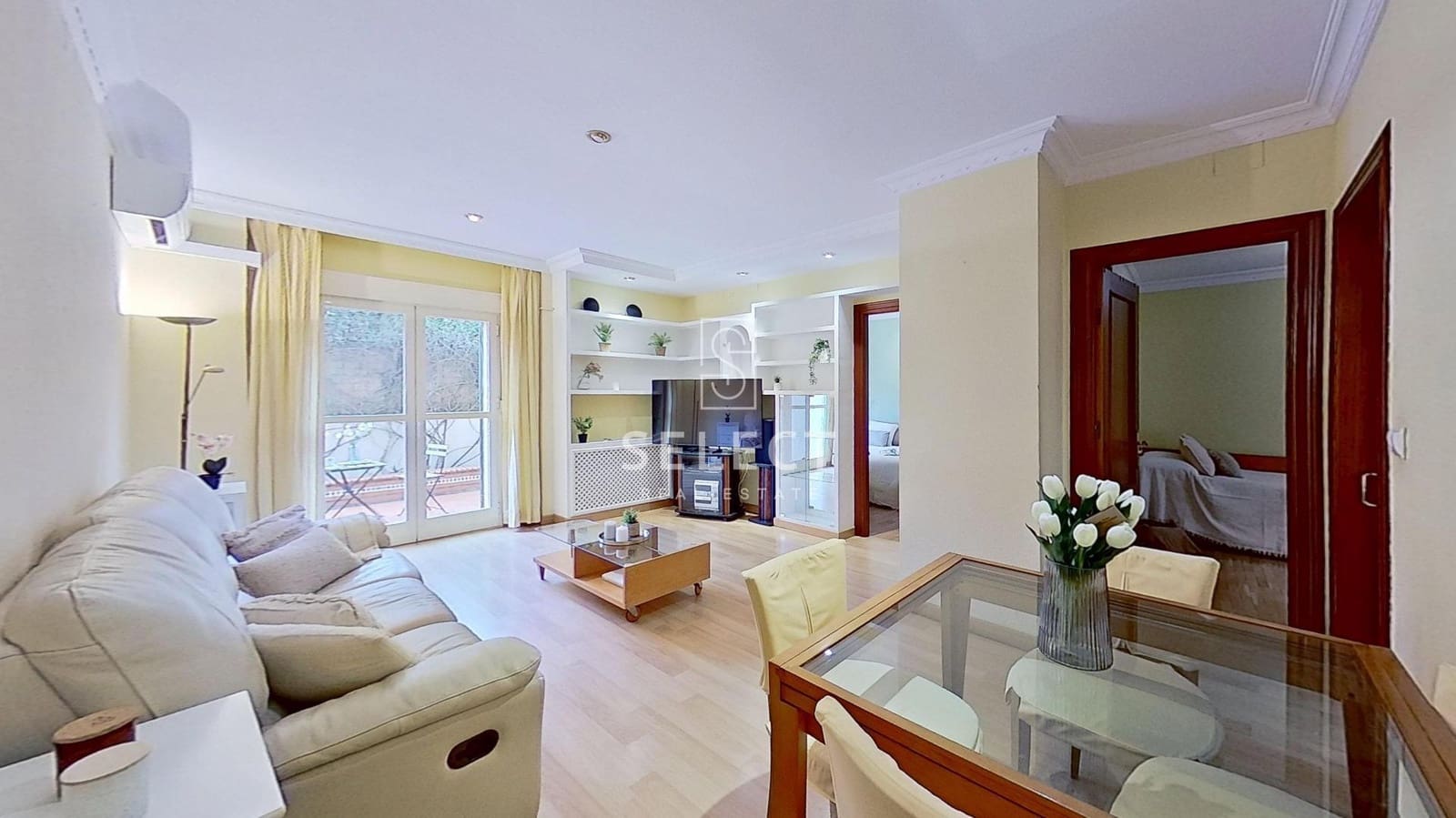 2 slaapkamer Appartement te koop in Granada stad - € 299.000 (Ref: 9686452)