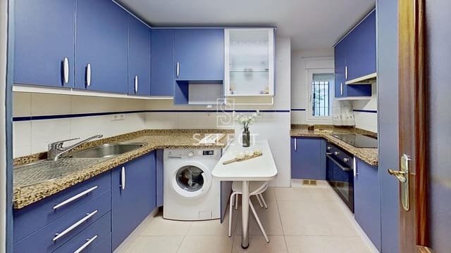 2 slaapkamer Appartement te koop in Granada stad - € 299.000 (Ref: 9686452)