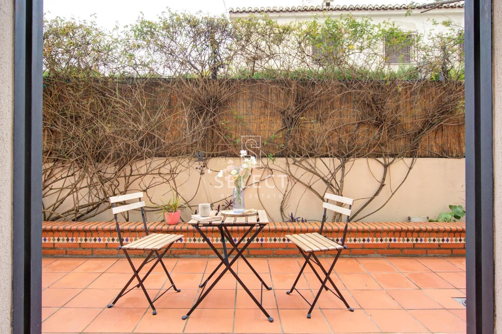 2 slaapkamer Appartement te koop in Granada stad - € 299.000 (Ref: 9686452)