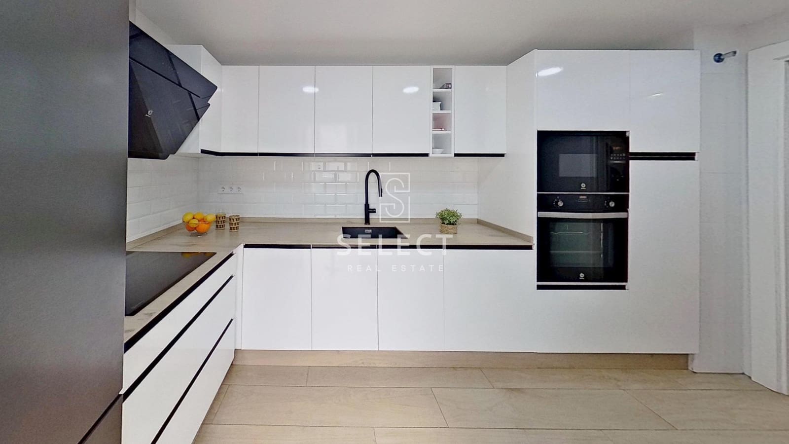 Apartamento de 3 habitaciones en Málaga ciudad en venta con piscina - 520.000 € (Ref: 9695366)