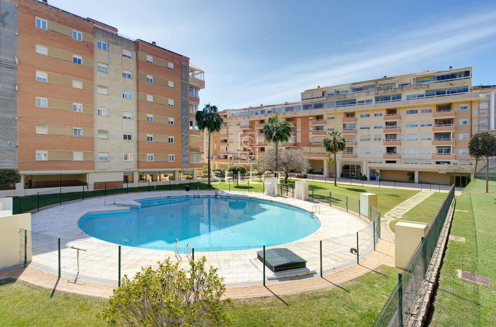 Apartamento de 3 habitaciones en Málaga ciudad en venta con piscina - 520.000 € (Ref: 9695366)