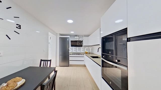 3 soveværelse Lejlighed til salg i Málaga by med swimmingpool - € 520.000 (Ref: 9695366)