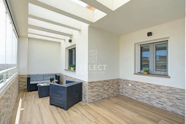 3 soveværelse Lejlighed til salg i Málaga by med swimmingpool - € 520.000 (Ref: 9695366)