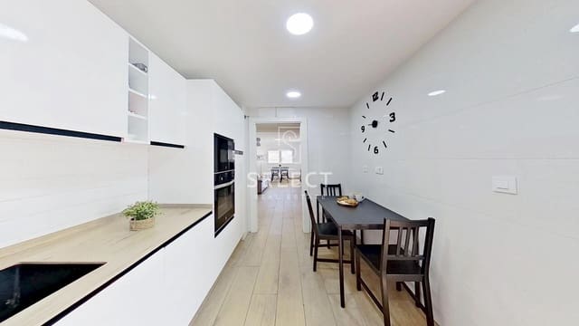 3 soveværelse Lejlighed til salg i Málaga by med swimmingpool - € 520.000 (Ref: 9695366)