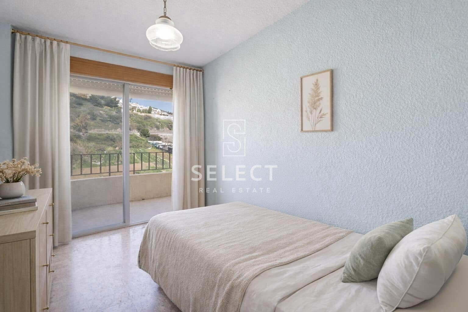 3 bedroom Apartment for sale in La Herradura - € 355,000 (Ref: 9732137)