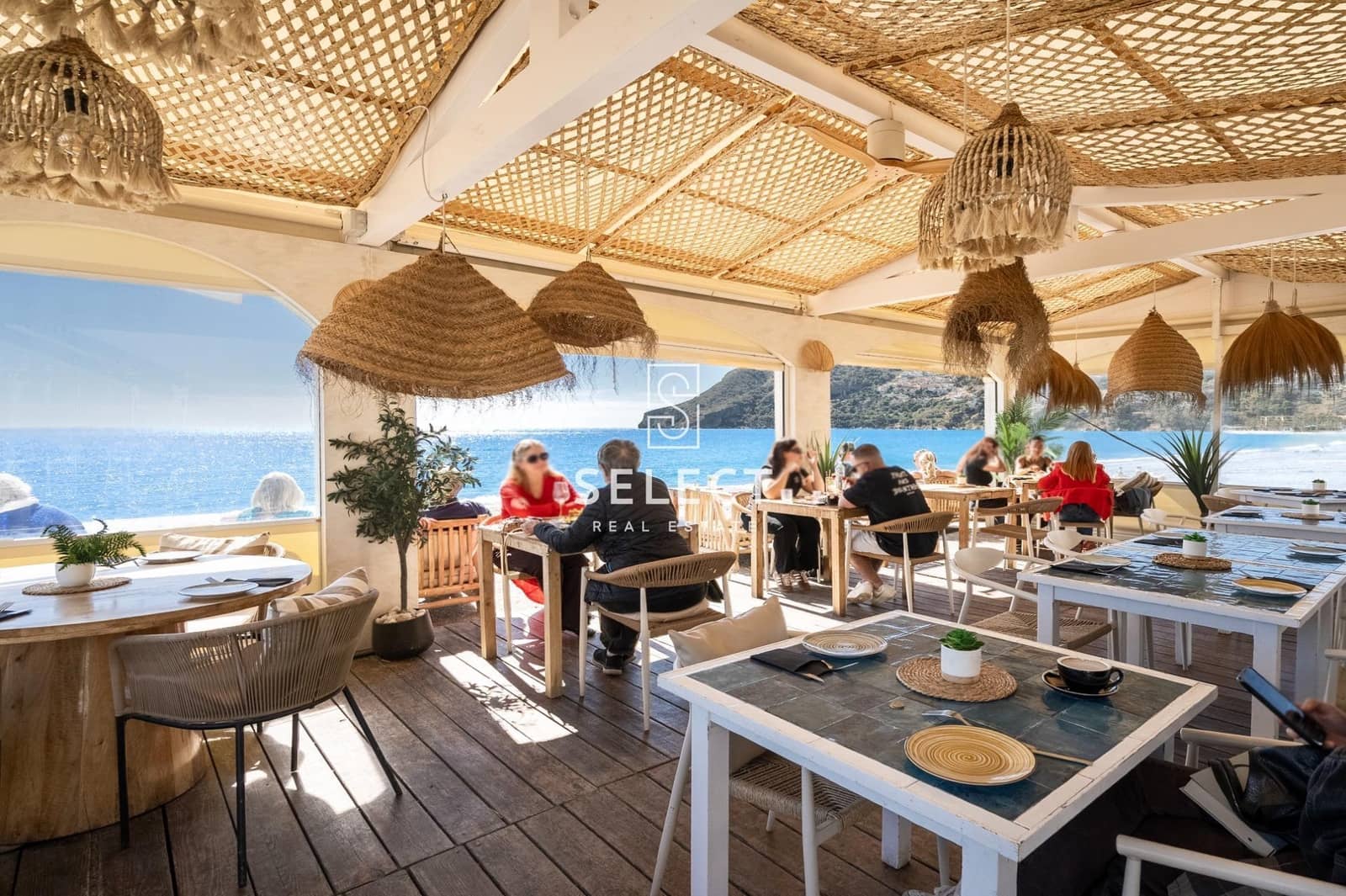 3 bedroom Apartment for sale in La Herradura - € 355,000 (Ref: 9732137)