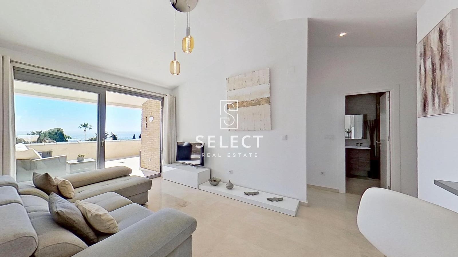 1 bedroom Apartment for sale in La Herradura with garage - € 350,000 (Ref: 9732138)