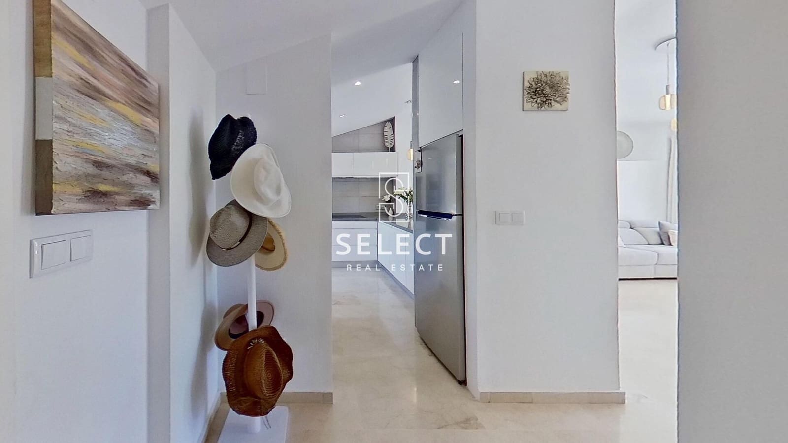 1 bedroom Apartment for sale in La Herradura with garage - € 350,000 (Ref: 9732138)