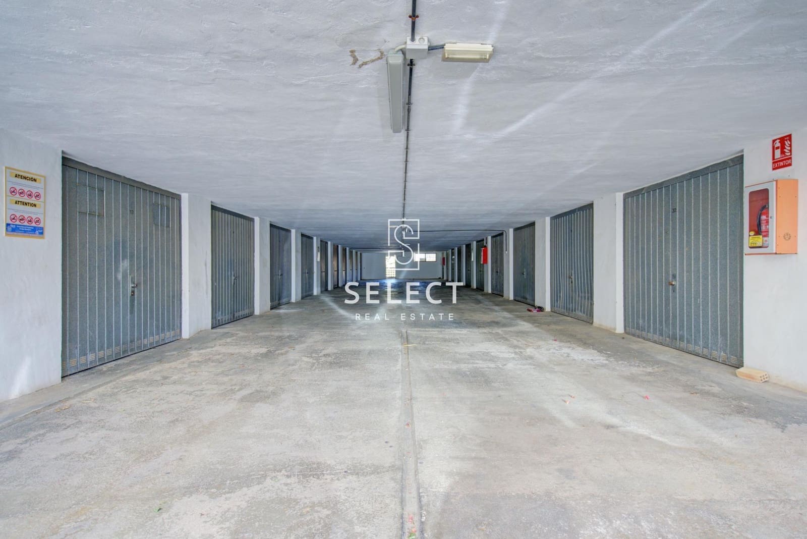 1 bedroom Apartment for sale in La Herradura with garage - € 350,000 (Ref: 9732138)