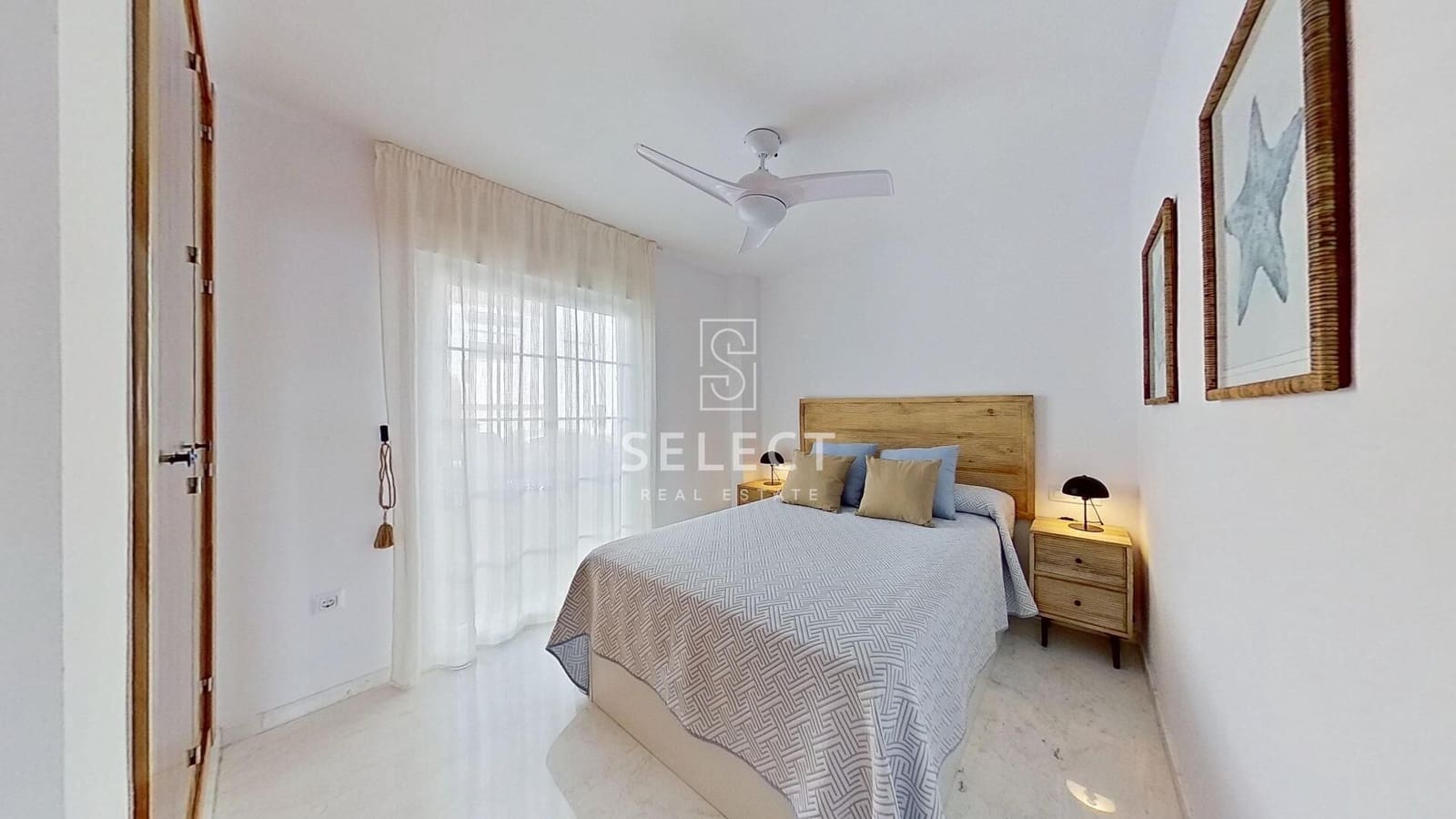 2 Zimmer Apartment zu verkaufen in La Herradura mit Pool - 299.000 € (Ref: 9762000)