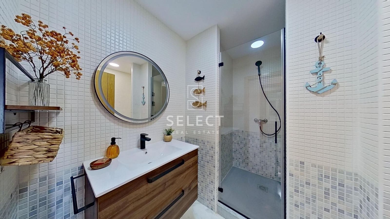 2 Zimmer Apartment zu verkaufen in La Herradura mit Pool - 299.000 € (Ref: 9762000)