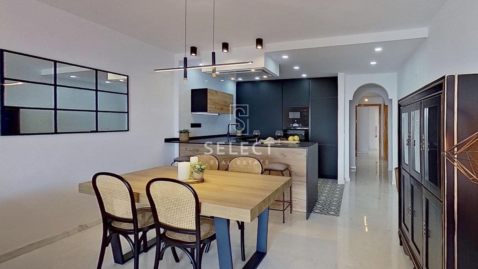 2 Zimmer Apartment zu verkaufen in La Herradura mit Pool - 299.000 € (Ref: 9762000)