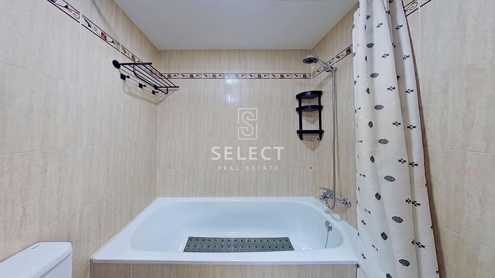 2 Zimmer Apartment zu verkaufen in La Herradura mit Pool - 299.000 € (Ref: 9762000)