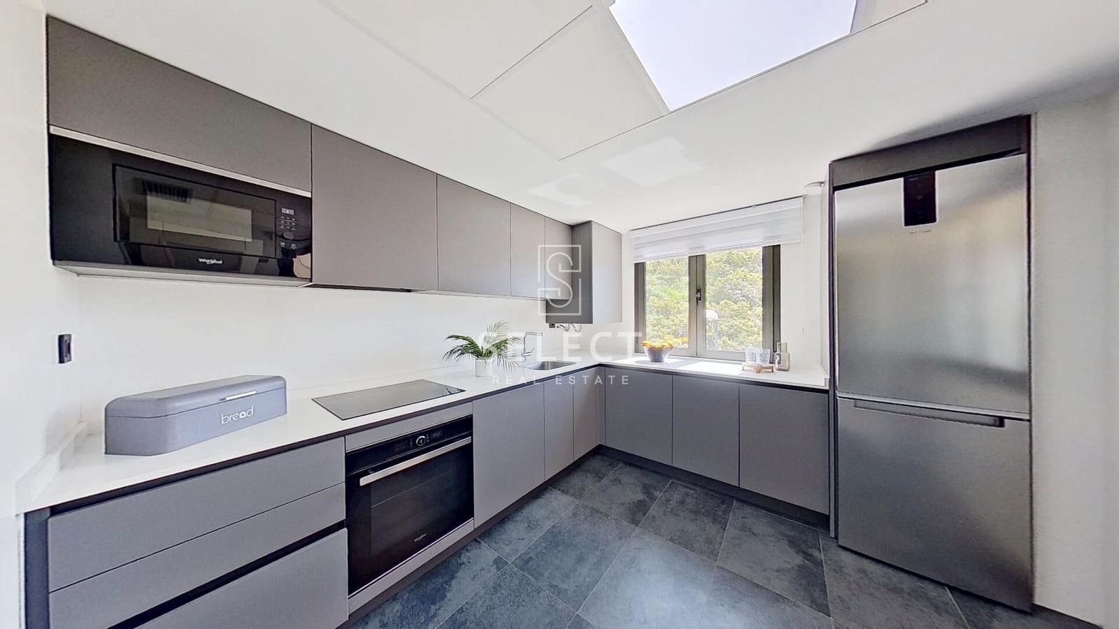 4 soveværelse Rækkehus til salg i La Herradura med swimmingpool garage - € 535.000 (Ref: 9773081)