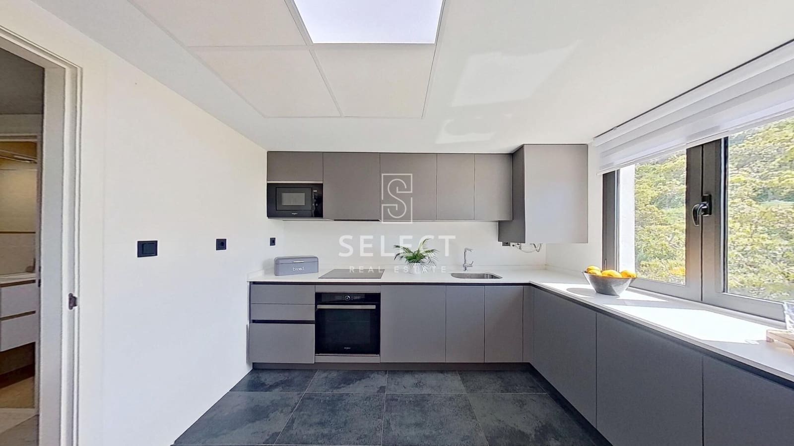 4 soveværelse Rækkehus til salg i La Herradura med swimmingpool garage - € 535.000 (Ref: 9773081)