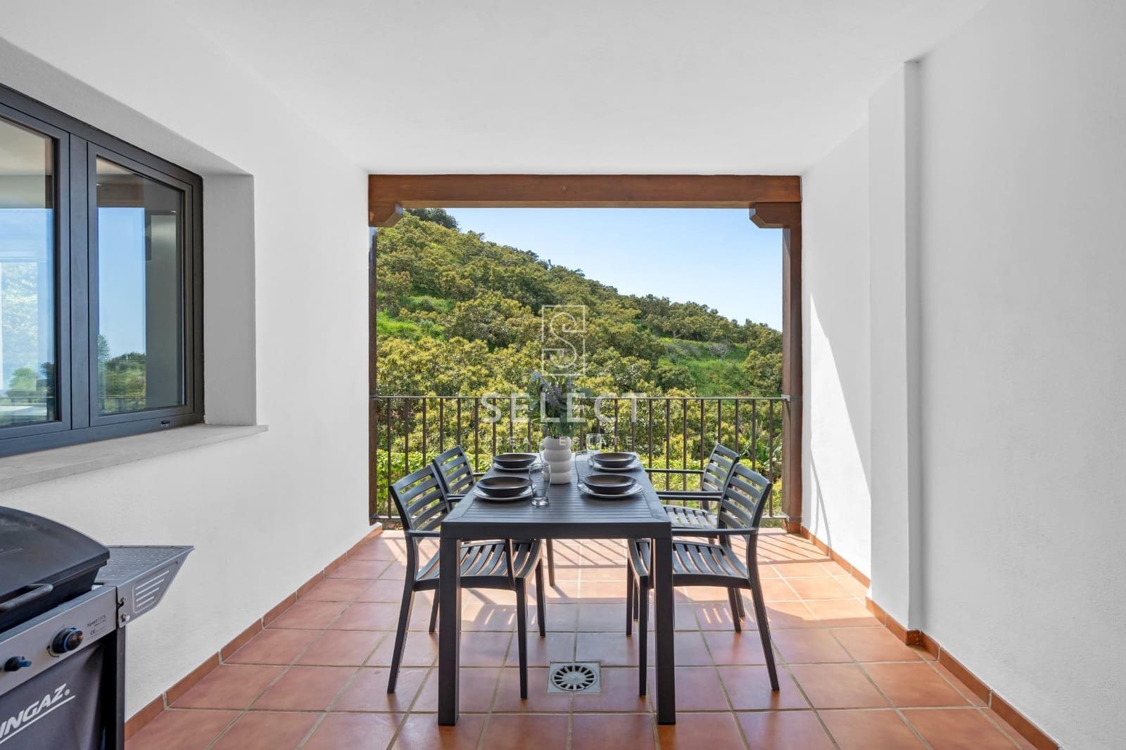 4 soveværelse Rækkehus til salg i La Herradura med swimmingpool garage - € 535.000 (Ref: 9773081)