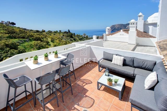 4 soveværelse Rækkehus til salg i La Herradura, Almuñécar med swimmingpool garage - € 535.000 (Ref: 9773081)