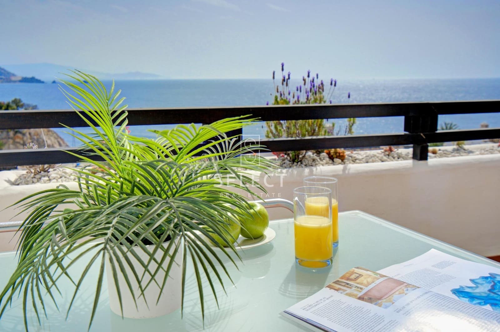 Casa de 3 habitaciones en La Herradura en venta con garaje - 395.000 € (Ref: 9780579)