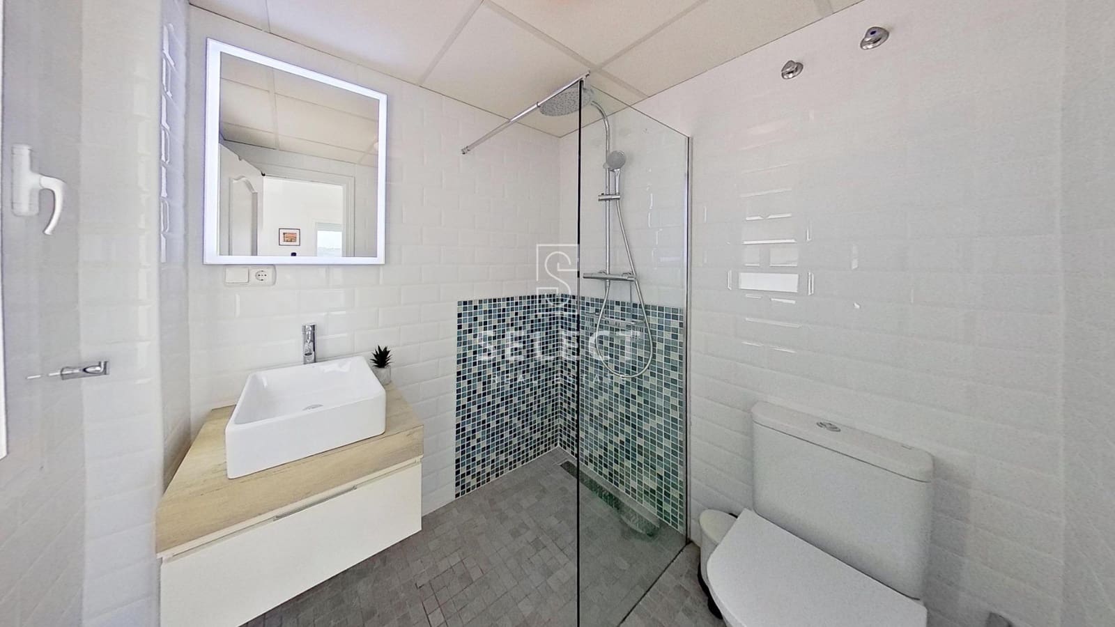 Casa de 3 habitaciones en La Herradura en venta con garaje - 395.000 € (Ref: 9780579)