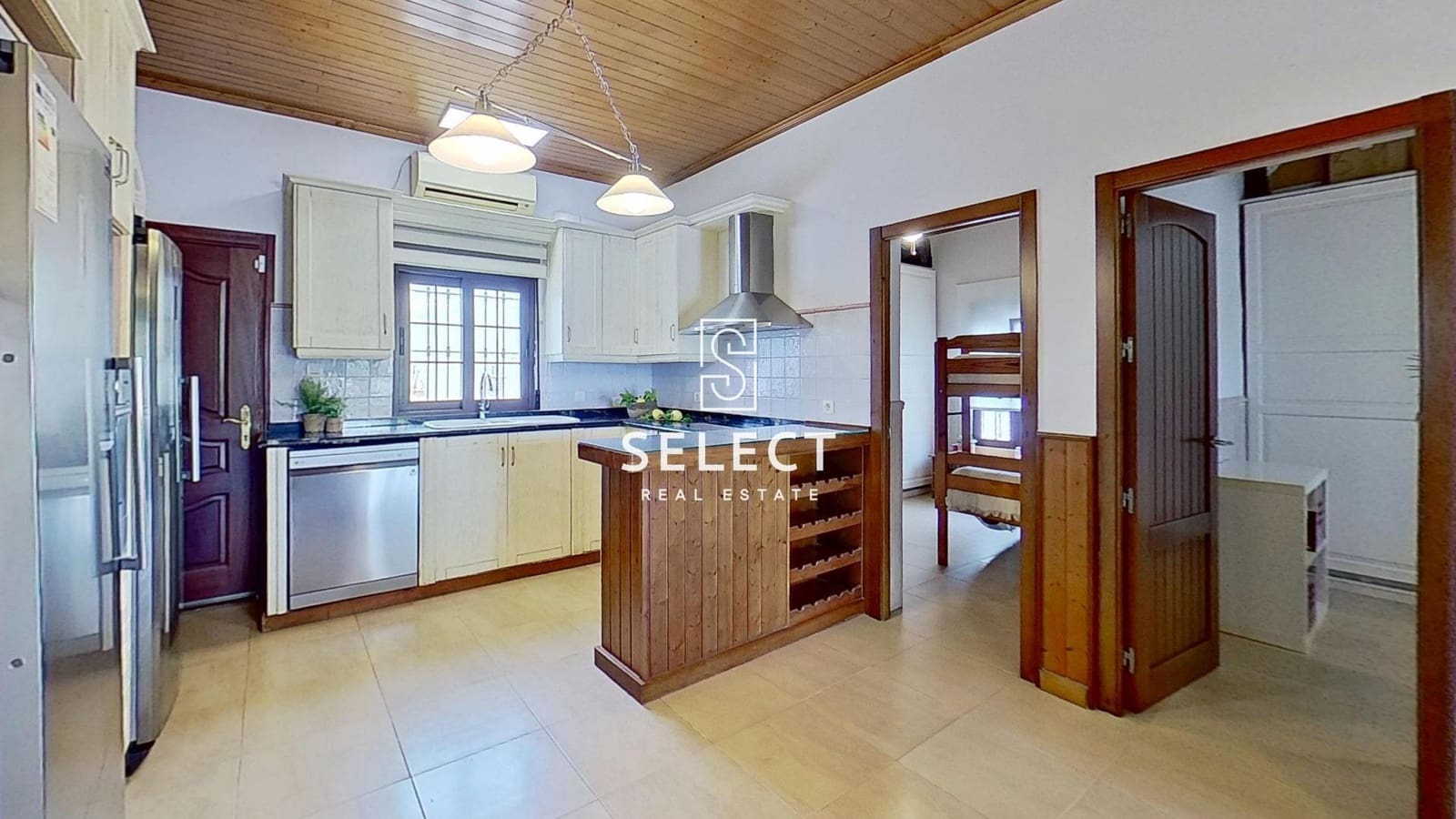 4 bedroom Finca/Country House for sale in Motril with pool - € 349,000 (Ref: 9831557)