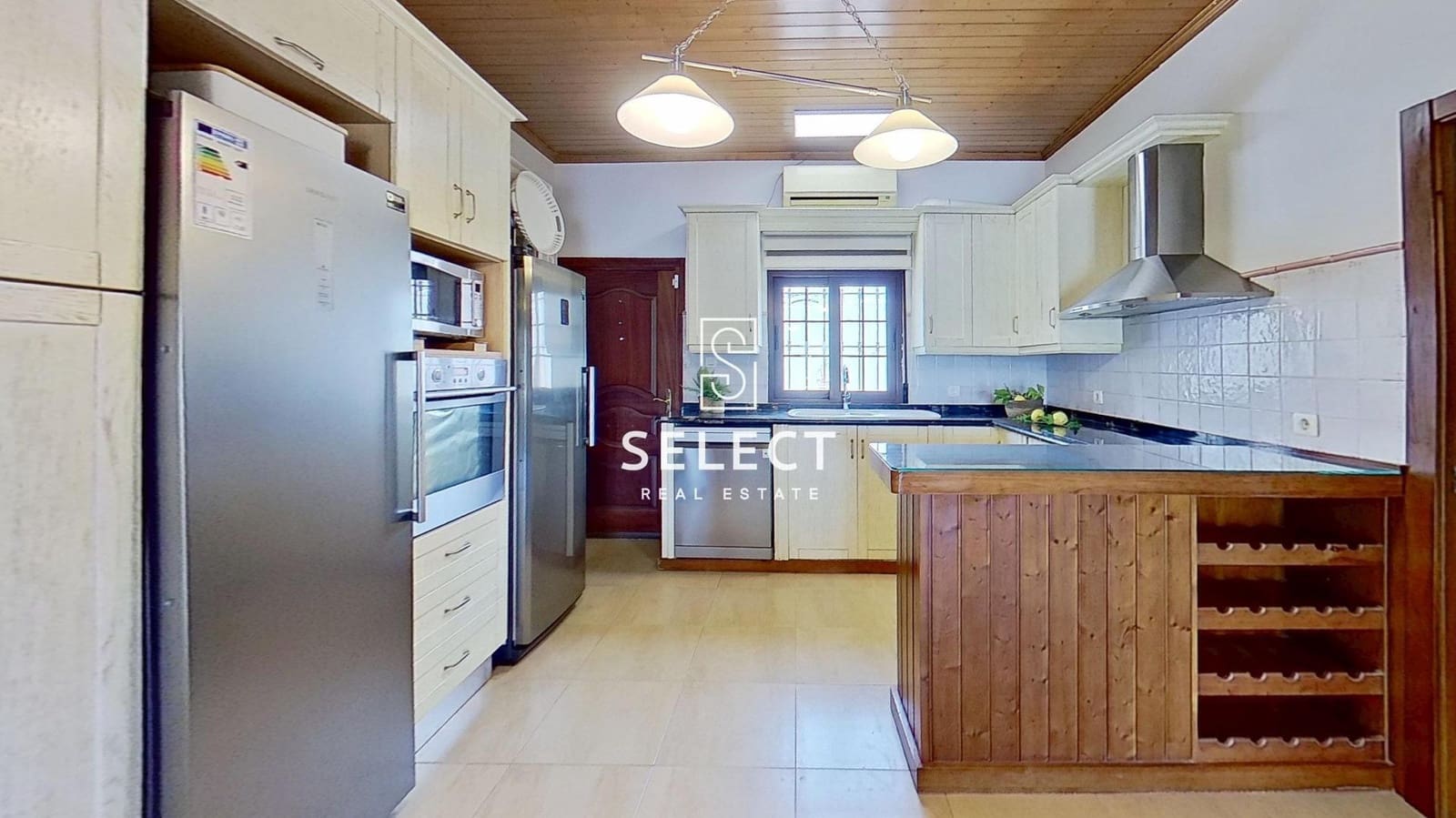 4 bedroom Finca/Country House for sale in Motril with pool - € 349,000 (Ref: 9831557)