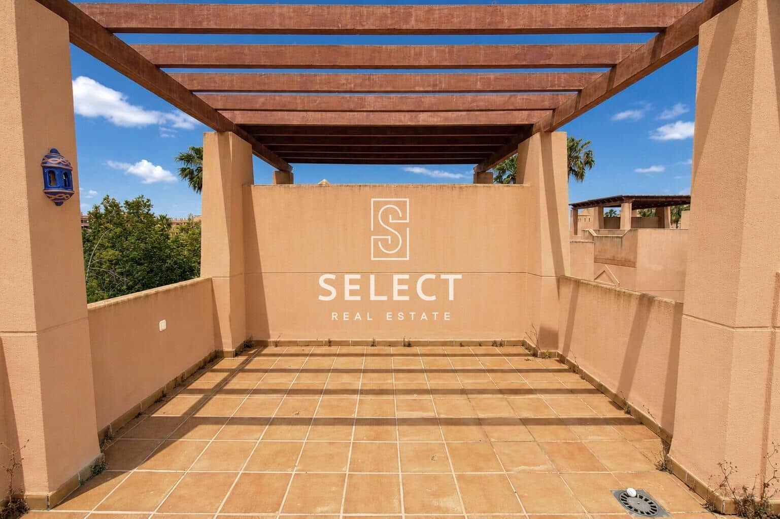 5 bedroom Terraced Villa for sale in Motril with pool garage - € 520,000 (Ref: 9855481)