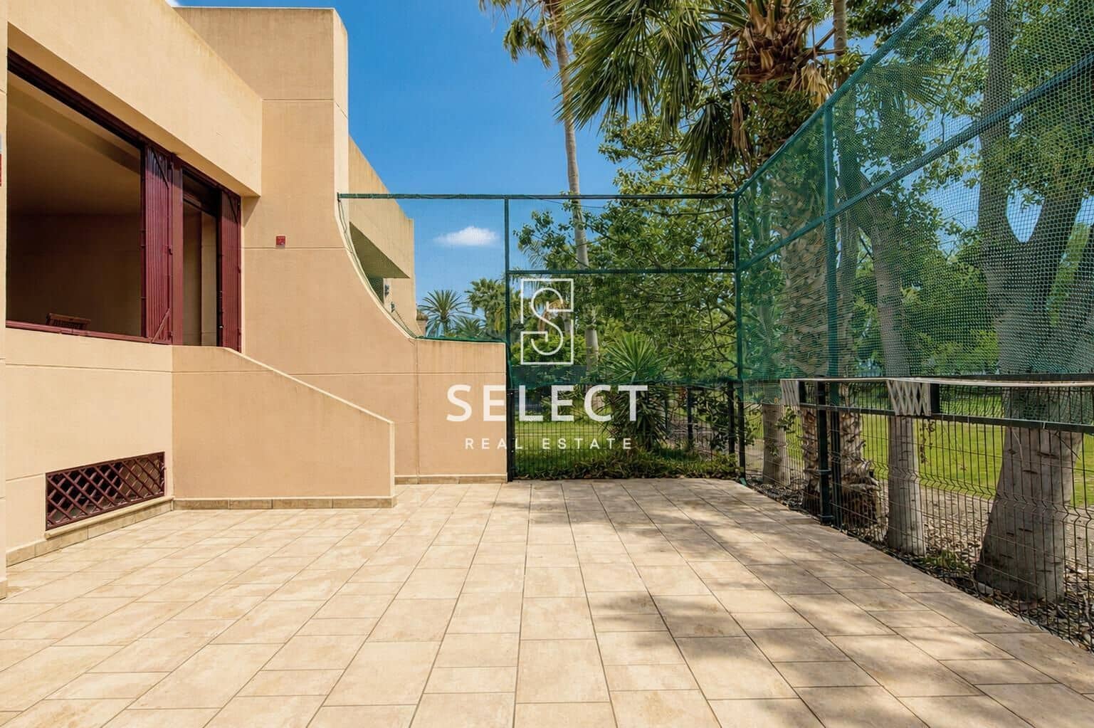 5 bedroom Terraced Villa for sale in Motril with pool garage - € 520,000 (Ref: 9855481)