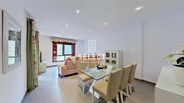 6 bedroom Terraced Villa for sale in Motril with garage - € 520,000 (Ref: 9855481)