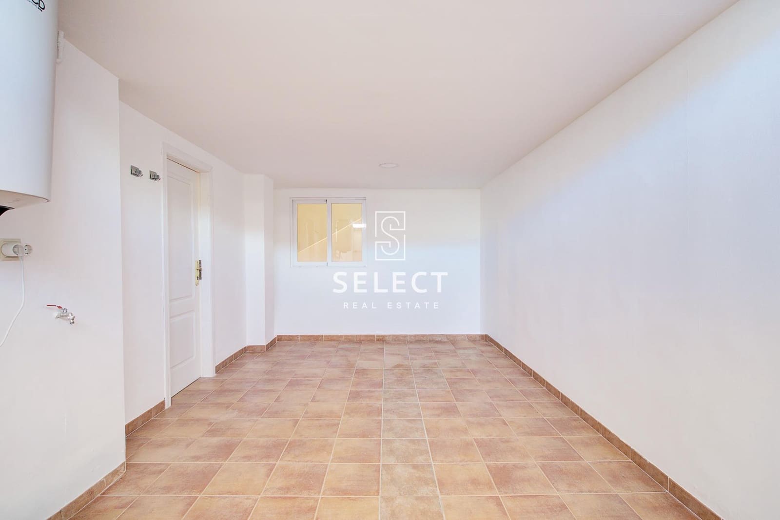 4 bedroom Terraced Villa for sale in La Herradura with pool garage - € 418,000 (Ref: 9878886)