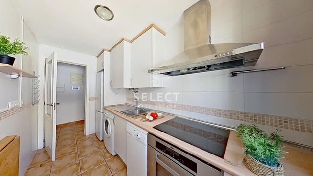 1 chambre Appartement à vendre à Vélez de Benaudalla avec piscine garage - 90 000 € (Ref: 9890400)
