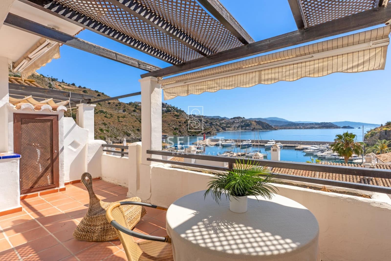 4 camera da letto Villetta a Schiera in vendita in La Herradura con garage - 365.000 € (Rif: 9903950)