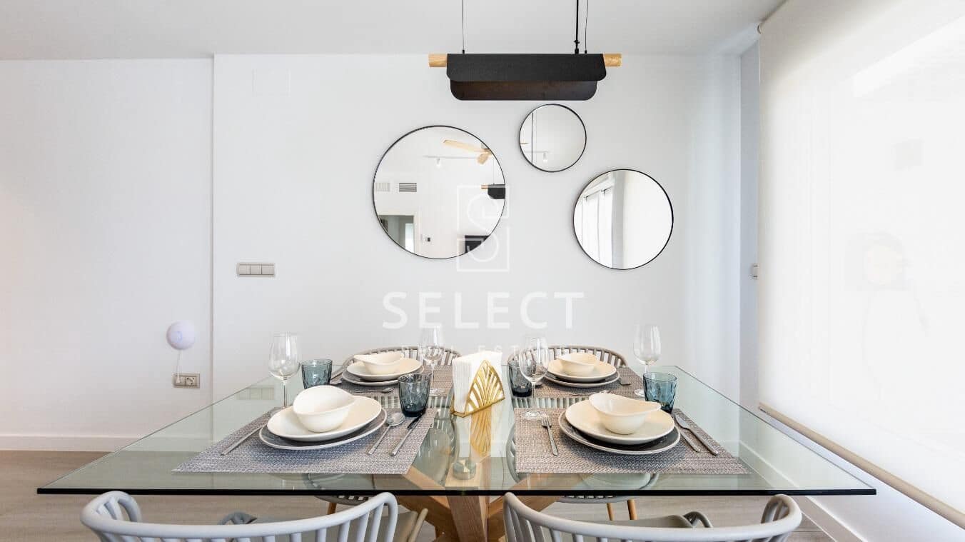 Apartamento de 2 habitaciones en Motril en venta con piscina garaje - 288.000 € (Ref: 9903951)