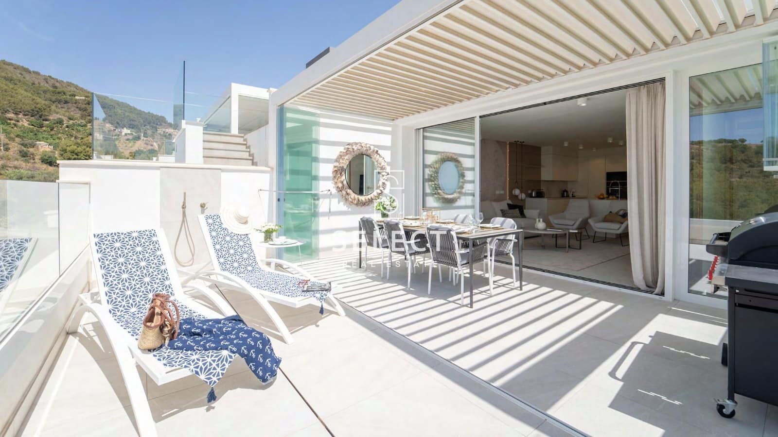 3 bedroom Terraced Villa for sale in La Herradura with pool - € 670,000 (Ref: 9938220)
