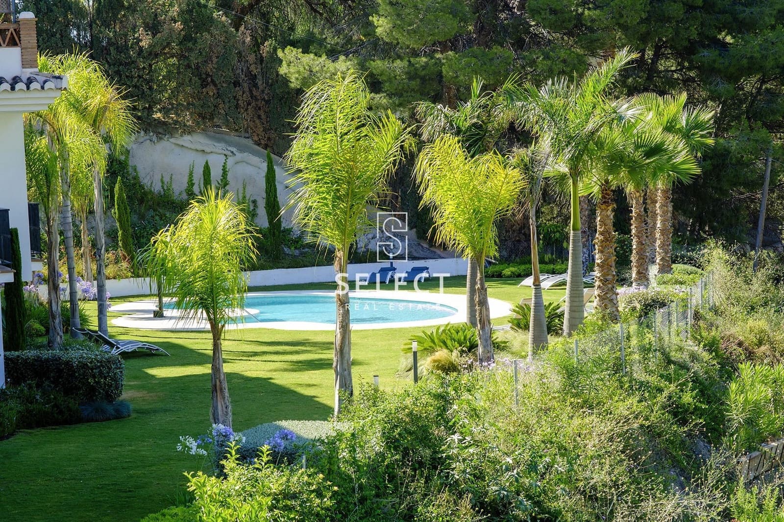 3 bedroom Terraced Villa for sale in La Herradura with pool - € 670,000 (Ref: 9938220)