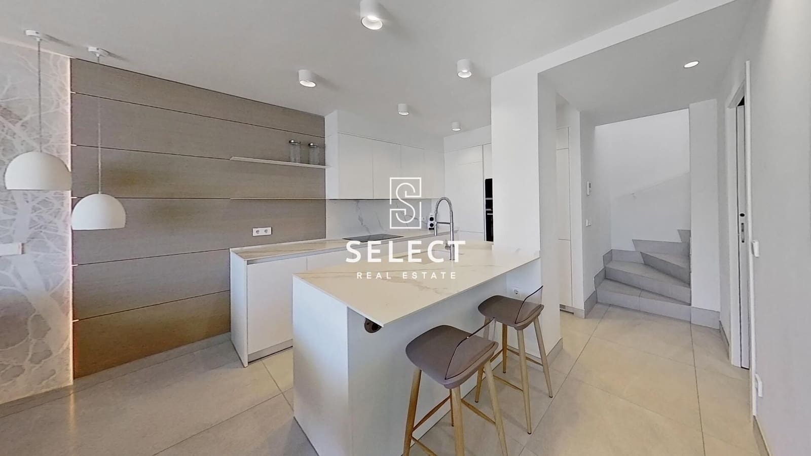 Chalet de 3 habitaciones en La Herradura en venta con piscina - 670.000 € (Ref: 9938220)