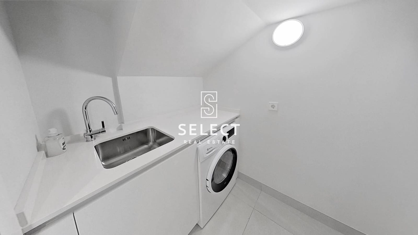 Chalet de 3 habitaciones en La Herradura en venta con piscina - 670.000 € (Ref: 9938220)