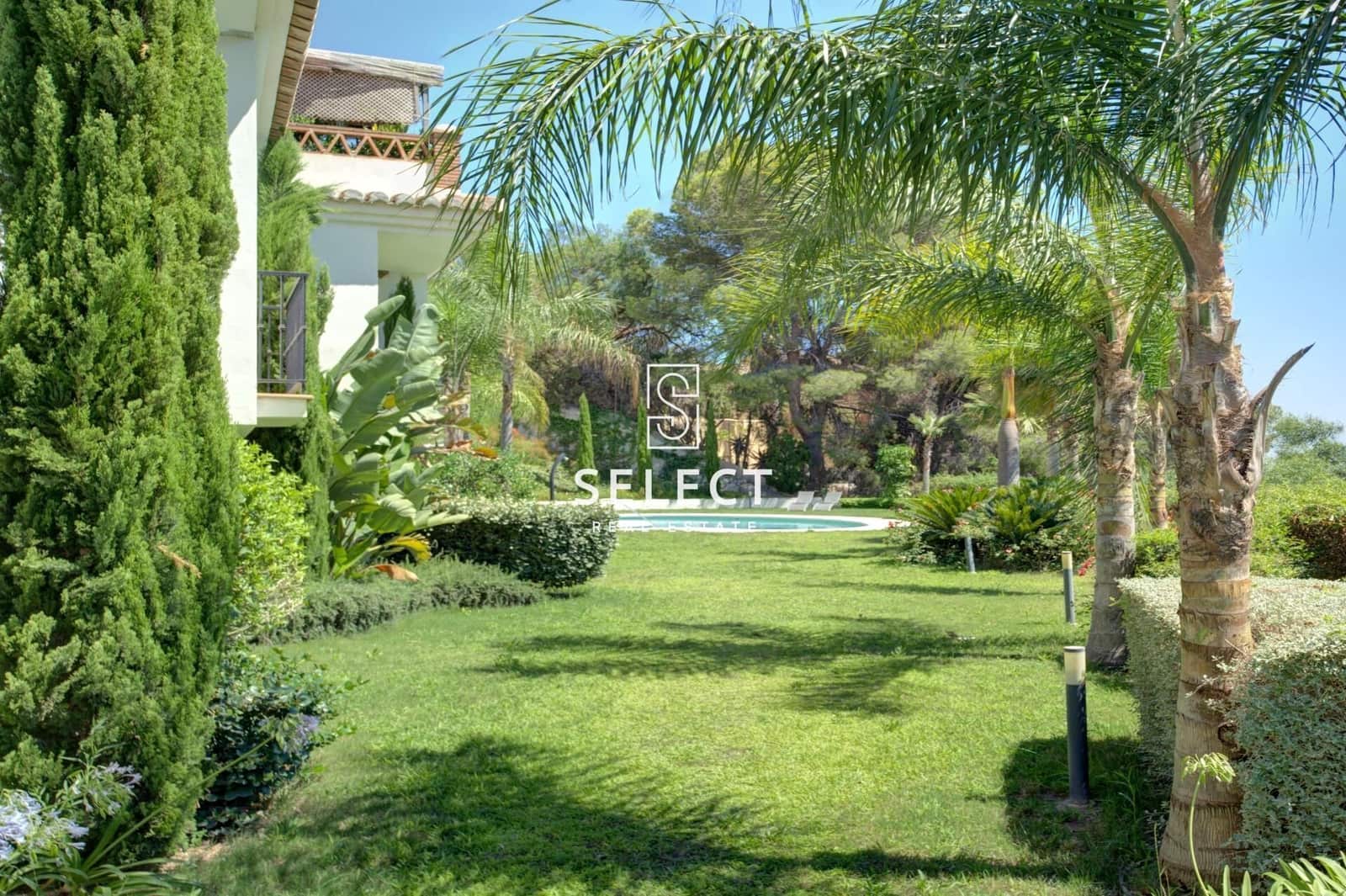 Chalet de 3 habitaciones en La Herradura en venta con piscina - 670.000 € (Ref: 9938220)