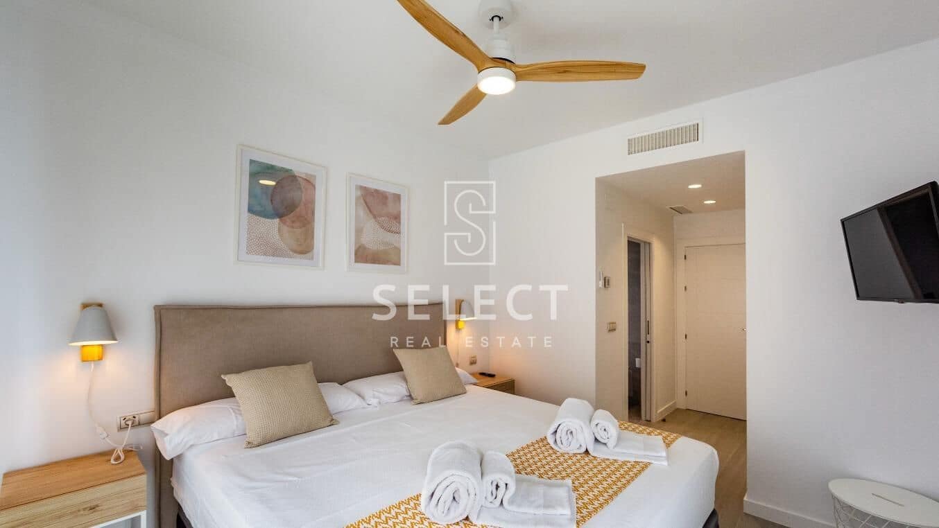 2 soverom Leilighet til salgs i Motril med svømmebasseng garasje - € 372 000 (Ref: 9973338)