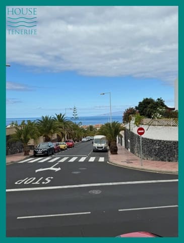 4 soveværelse Villa til salg i El Madroñal, Adeje med swimmingpool - € 790.000 (Ref: 8316910)