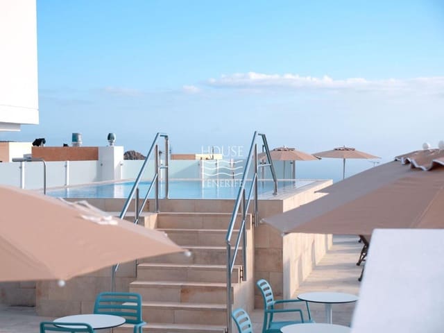 18 soveværelse Hotel til salg i Adeje med swimmingpool - € 3.900.000 (Ref: 9165326)