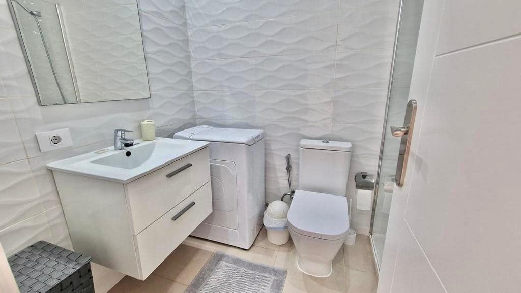 1 bedroom Apartment for sale in San Eugenio - € 270,000 (Ref: 9357260)