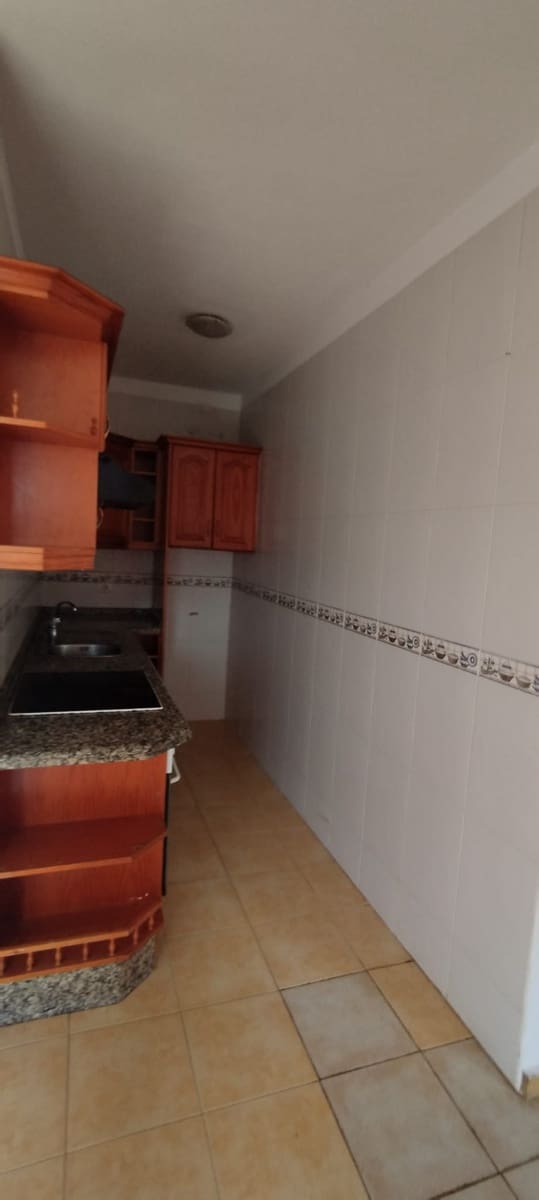 9 makuuhuone Rivitalo myytävänä paikassa Arona - 380 000 € (Ref: 9357263)