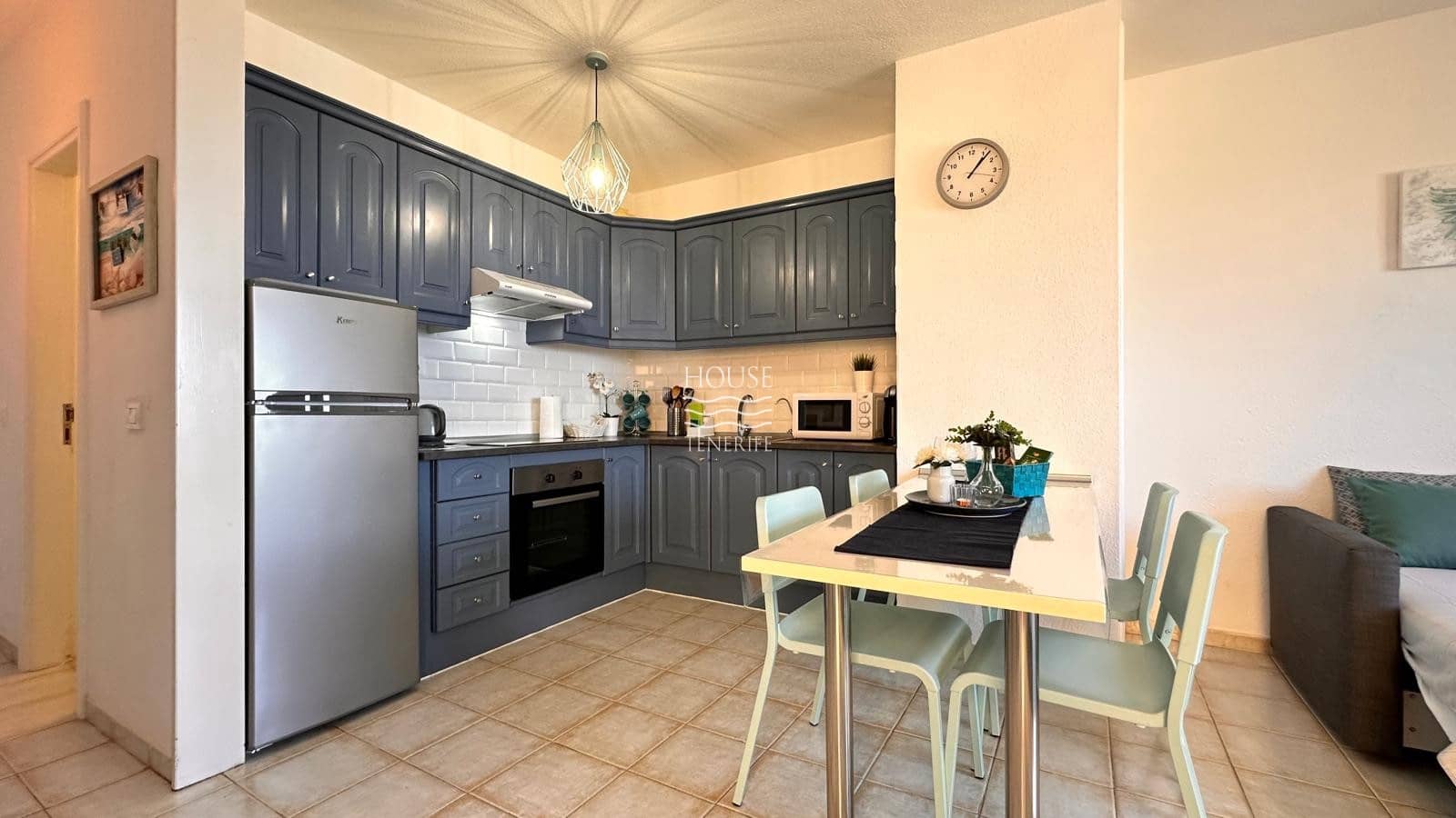 1 bedroom Apartment for sale in Adeje - € 350,000 (Ref: 9357265)