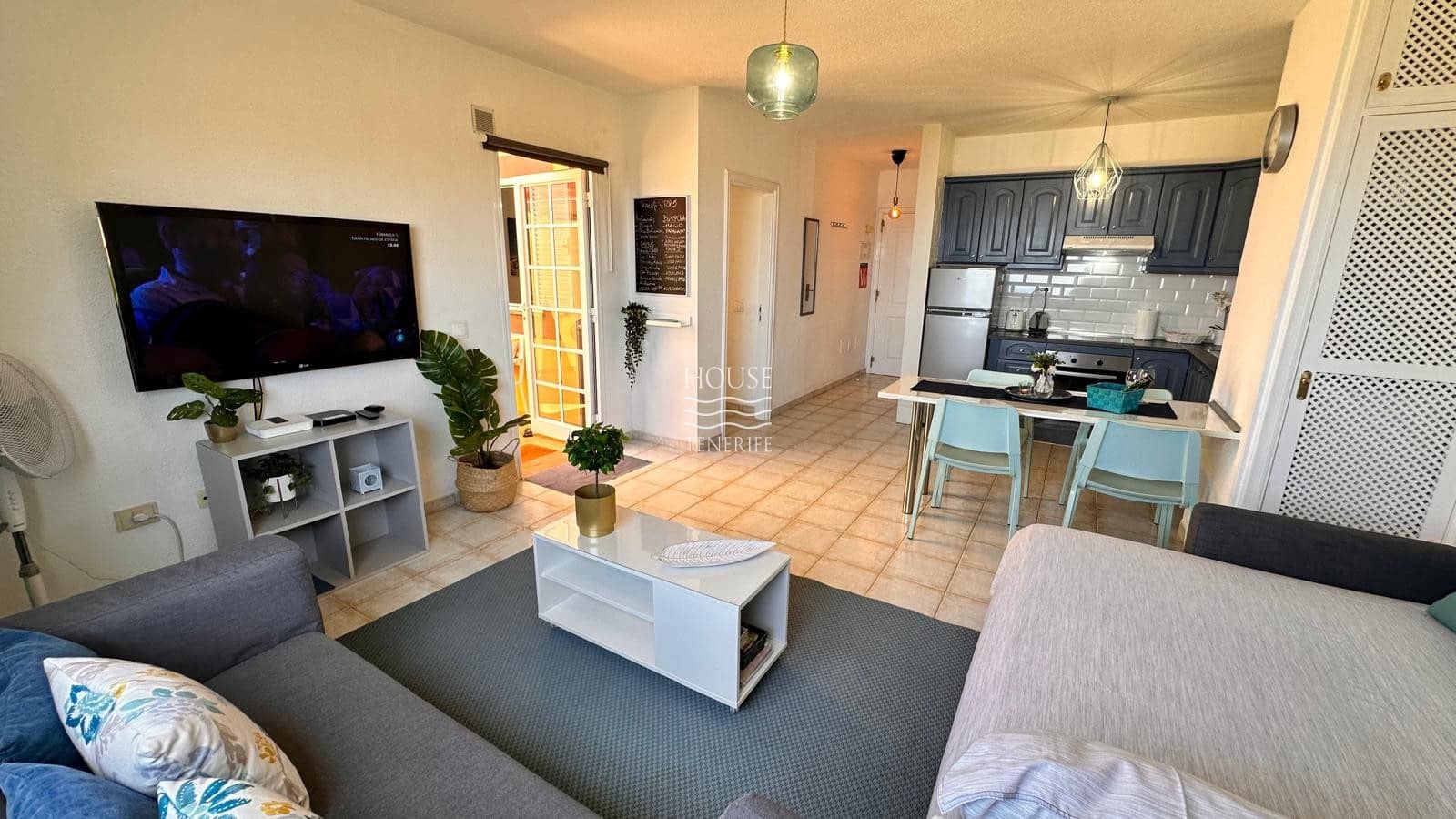 1 bedroom Apartment for sale in Adeje - € 350,000 (Ref: 9357265)